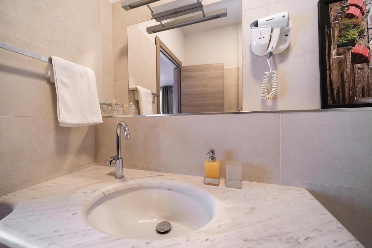 Tifani Luxury Rooms 2 Σπλιτ Εξωτερικό φωτογραφία
