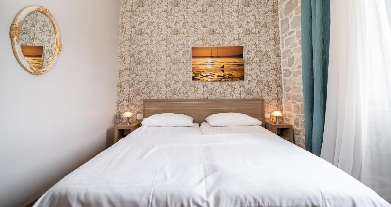 Tifani Luxury Rooms 2 Σπλιτ Εξωτερικό φωτογραφία