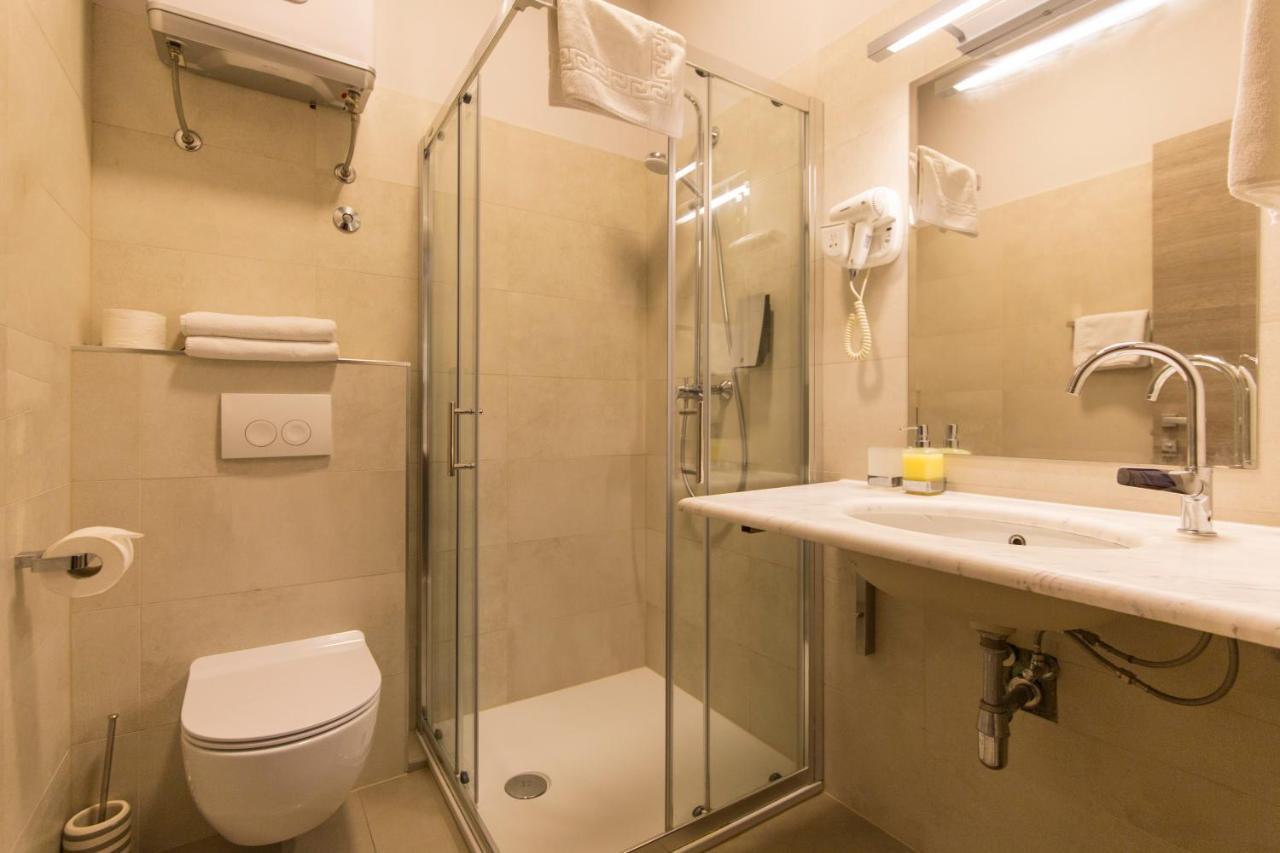 Tifani Luxury Rooms 2 Σπλιτ Εξωτερικό φωτογραφία